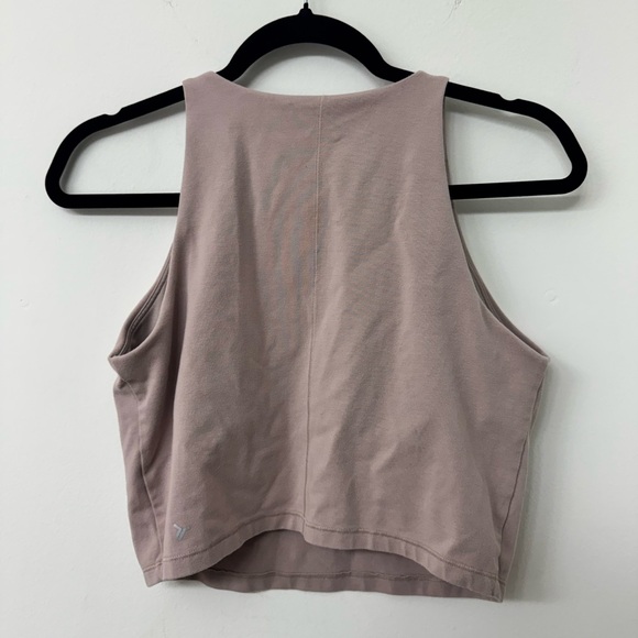 Old Navy Workout Top - Picture 2 of 3